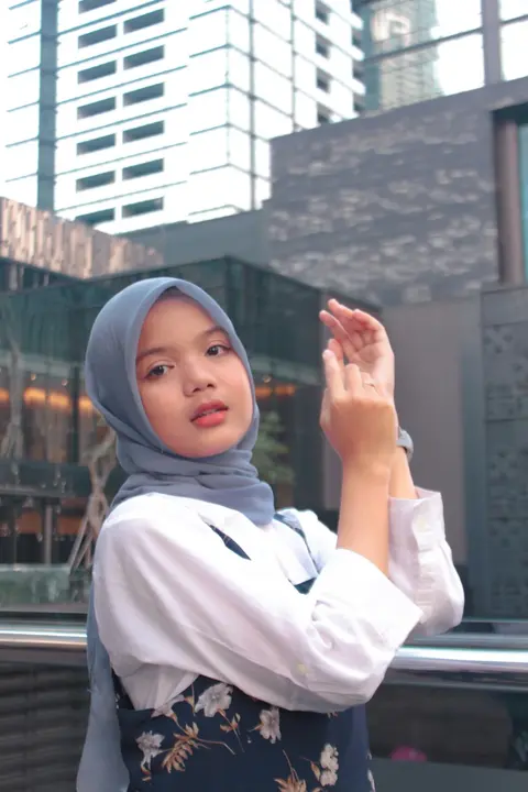 Selfie sebelum diedit jadi pas foto